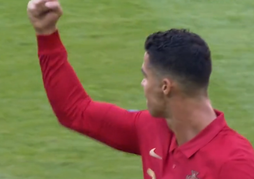  斯特拉斯堡主场遭遇崩盘，十分钟连丢三球不敌蒙彼利埃